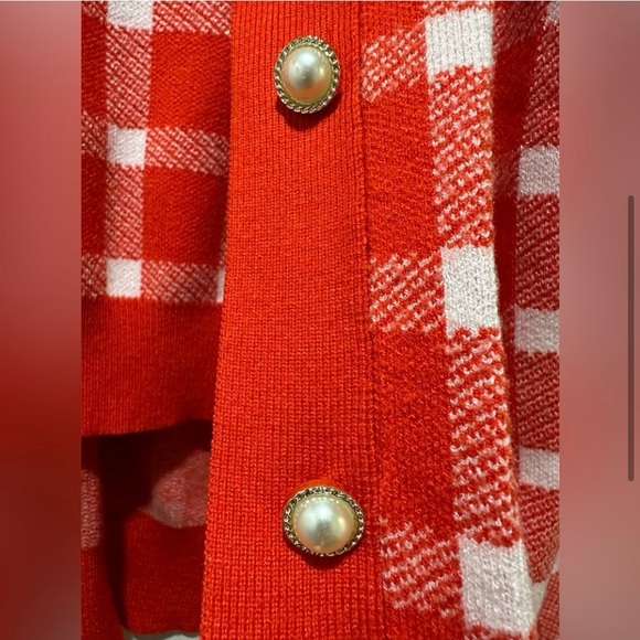 Cardigan Set Pearl Buttons Blood Red
Orange Warm Soft Small - Picture 5 of 7